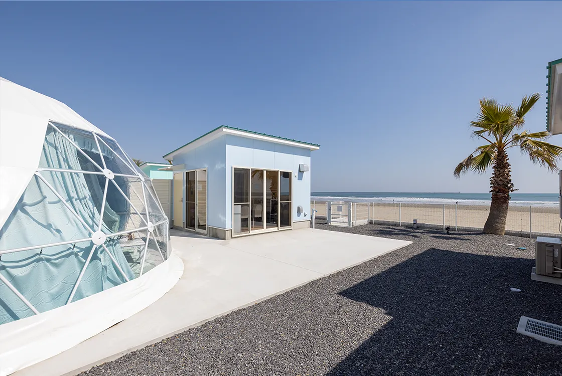 Dome Tent with Beach Gate