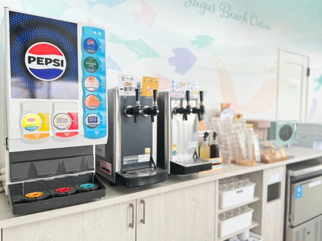 Free-flow drinks